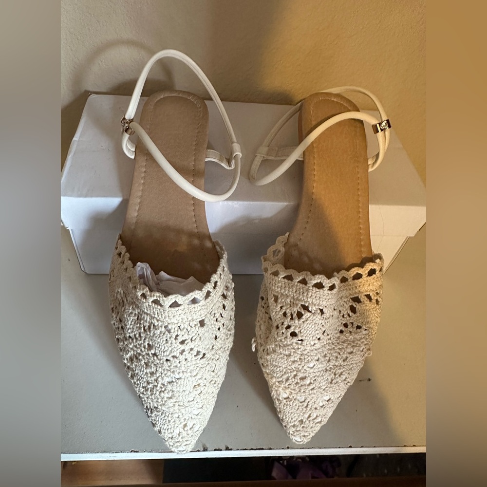 Woman sling back
